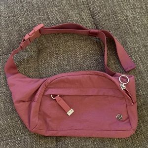 Lululemon belt-bag